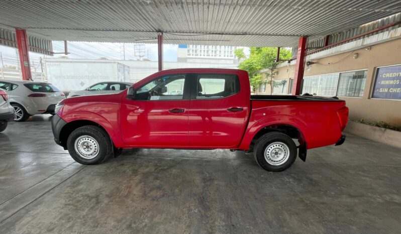 
NISSAN NP300 Doble cabina S con clima full									