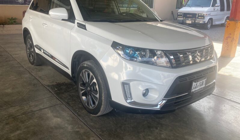 
SUZUKI Vitara  GLX Cristal  4 Cil 2020 full									
