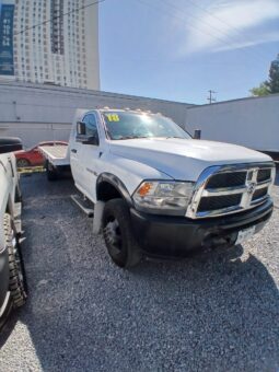 
RAM 4000  2018 STD PLATAFORMA 20 FT full									