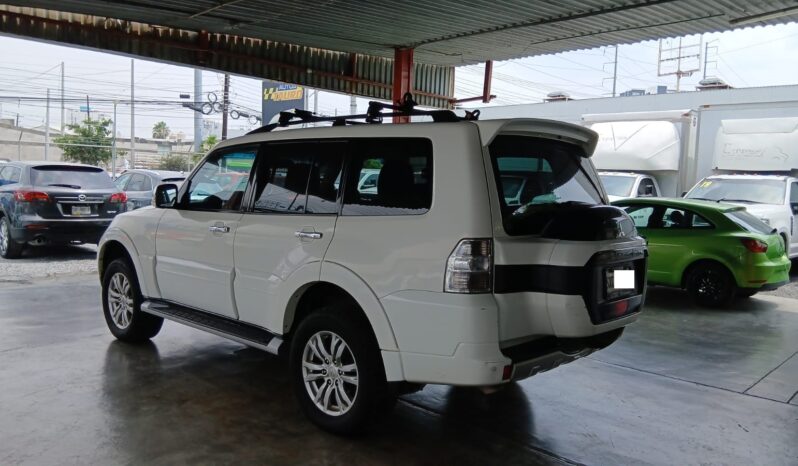 
MONTERO LIMITED 4X4(CON PALANCA) 2015 AUT PIEL full									