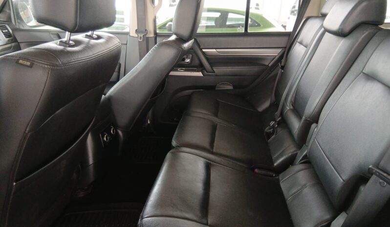 
MONTERO LIMITED 4X4(CON PALANCA) 2015 AUT PIEL full									