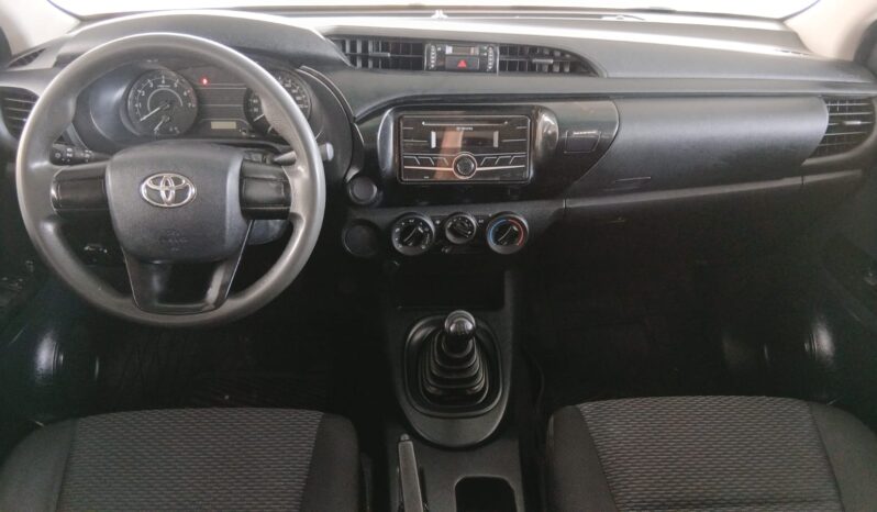 
HILUX SR 2019 STD DOBLE CABINA full									