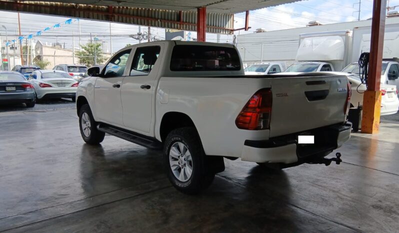 
HILUX SR 2019 STD DOBLE CABINA full									