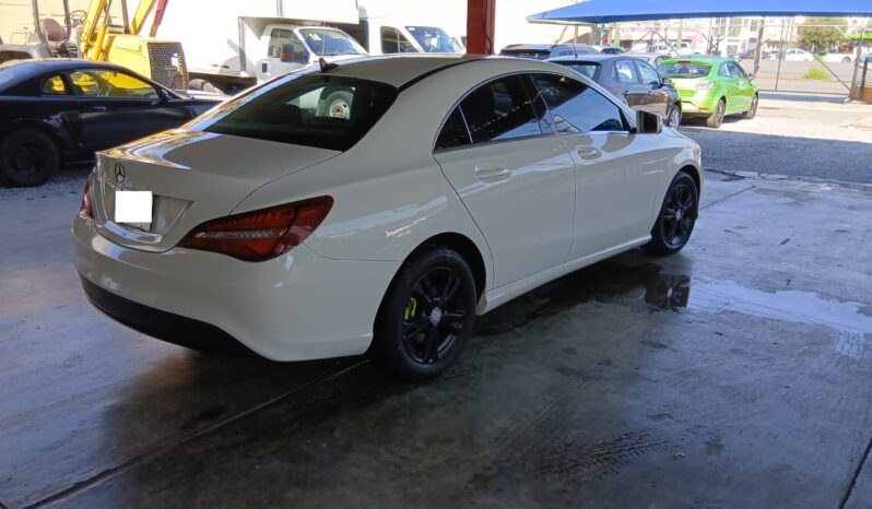 
MERCEDES BENZ CLA 180 2017 AUT PIEL full									