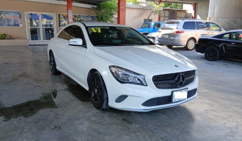 
MERCEDES BENZ CLA 180 2017 AUT PIEL full									