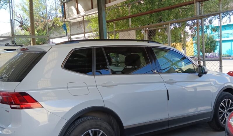 
VW TIGUAN COMFORTLINE 2018 AUT PIEL full									