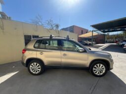 
TIGUAN SPORT & STYLE 2015 AUT full									