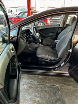 
KIA FORTE LX 2017 AUT full									