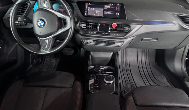 
BMW SERIE 1 118 2022 AUT full									