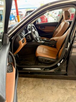 
BMW 328 i 2015 AUT PIEL full									