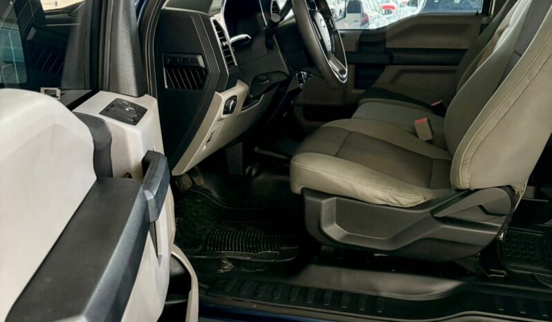 
FORD F-150 2017 AUT CABINA Y MEDIA full									