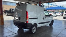 
Kangoo A/C 2017 Manual  c/parrilla full									