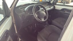 
Kangoo A/C 2017 Manual  c/parrilla full									