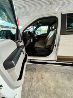 
FORD F-150 4 PTS AUT full									